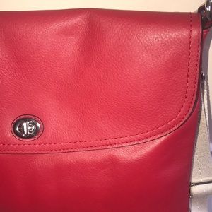 Coach Bags - Cross body NEVER USED Coach bag Coach Bags - Cross body NEVER USED Coach bag